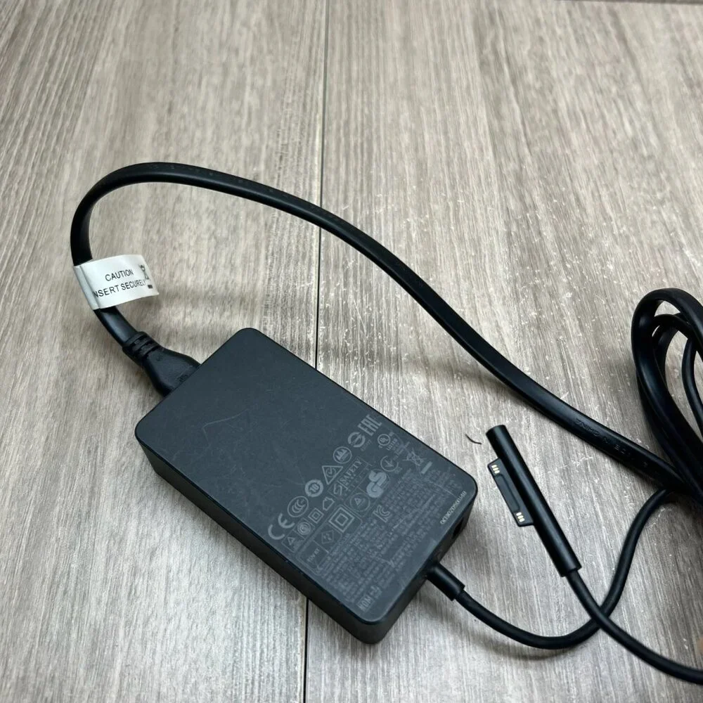 Microsoft Surface Pro3 Charger Adapter 1625 12V 2.58A 36W OEM Power Supply Black